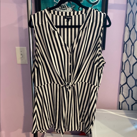 torrid Tops - Torrid Black and White Striped Sleeveless Blouse